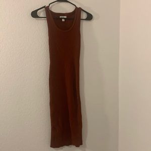 Brown sleeveless dress